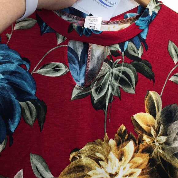 Floral Tunic Top Women Size Medium Summer Red Tropical Bell Sleeve Flowy - Picture 7 of 11